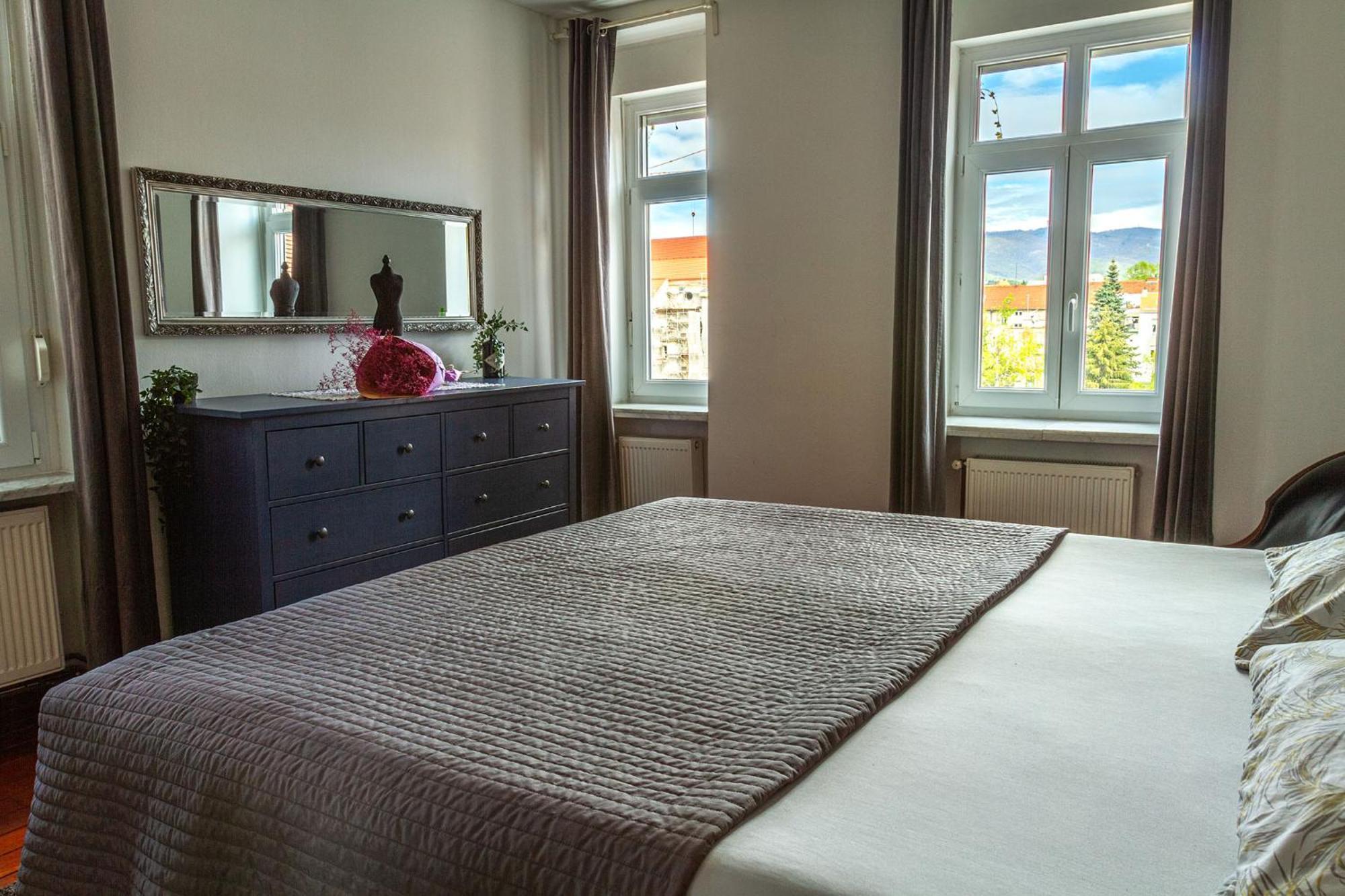 Apartament Chic Antique Dana - Zagreb Center-View Zewnętrze zdjęcie